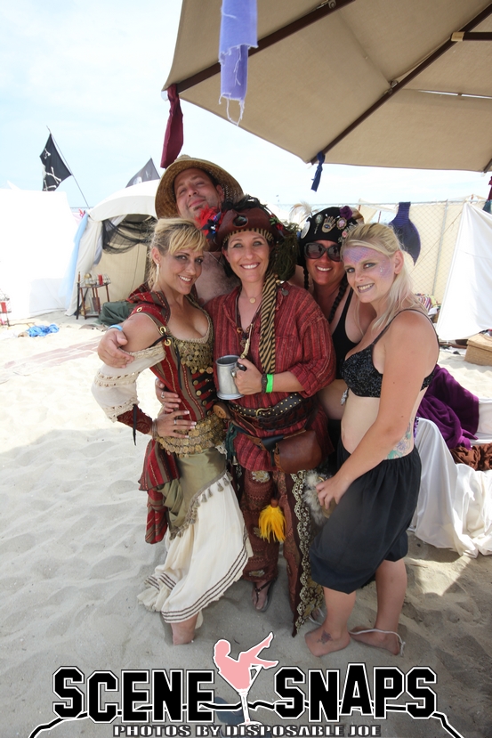 BELMONT_PIER_PIRATE_INVASION_2015_0027_P_.JPG
