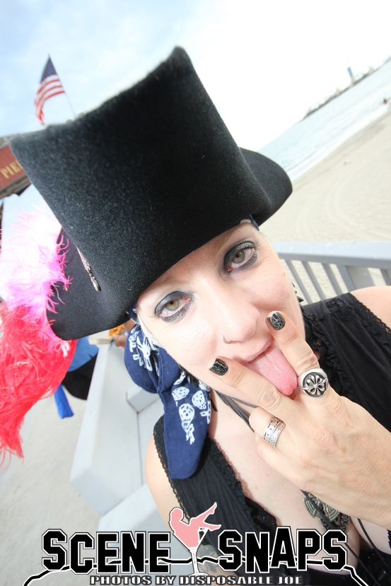 BELMONT_PIER_PIRATE_INVASION_2015_0086_P_.JPG