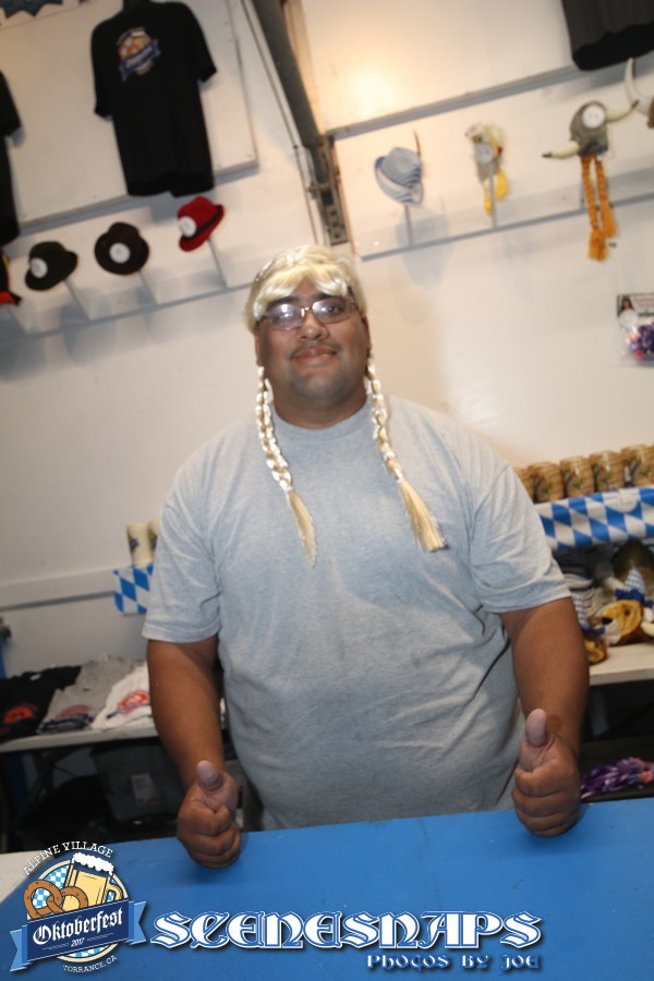 ALPINE_VILLAGE_OKTOBERFEST_SEPT_22_17_0204_P_.JPG