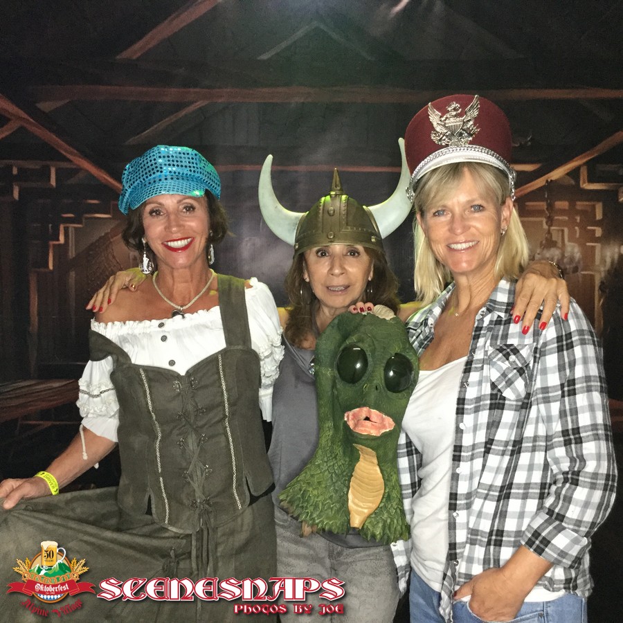 ALPINE_VILLAGE_OKTOBERFEST_OCT_05_18_0194__.JPG