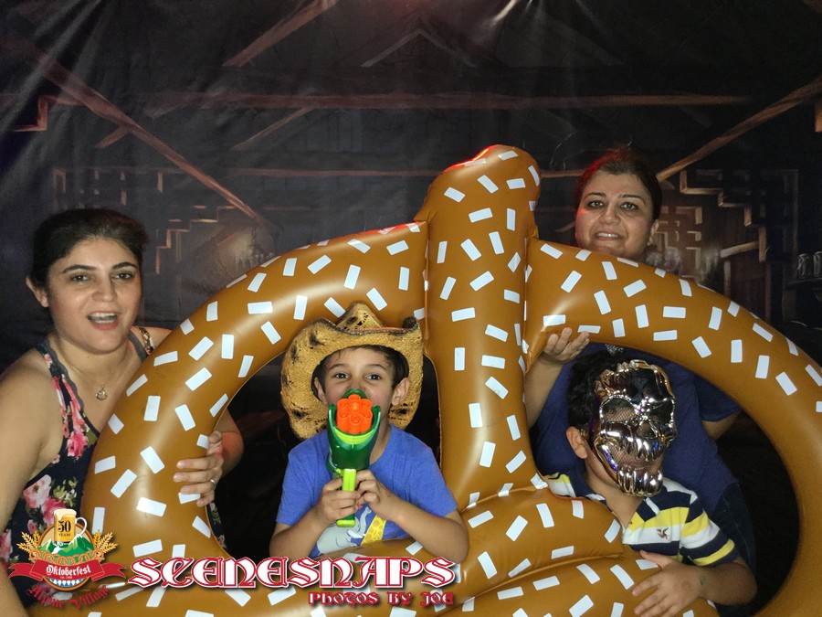ALPINE_VILLAGE_OKTOBERFEST_OCT_07_18_0130__.JPG