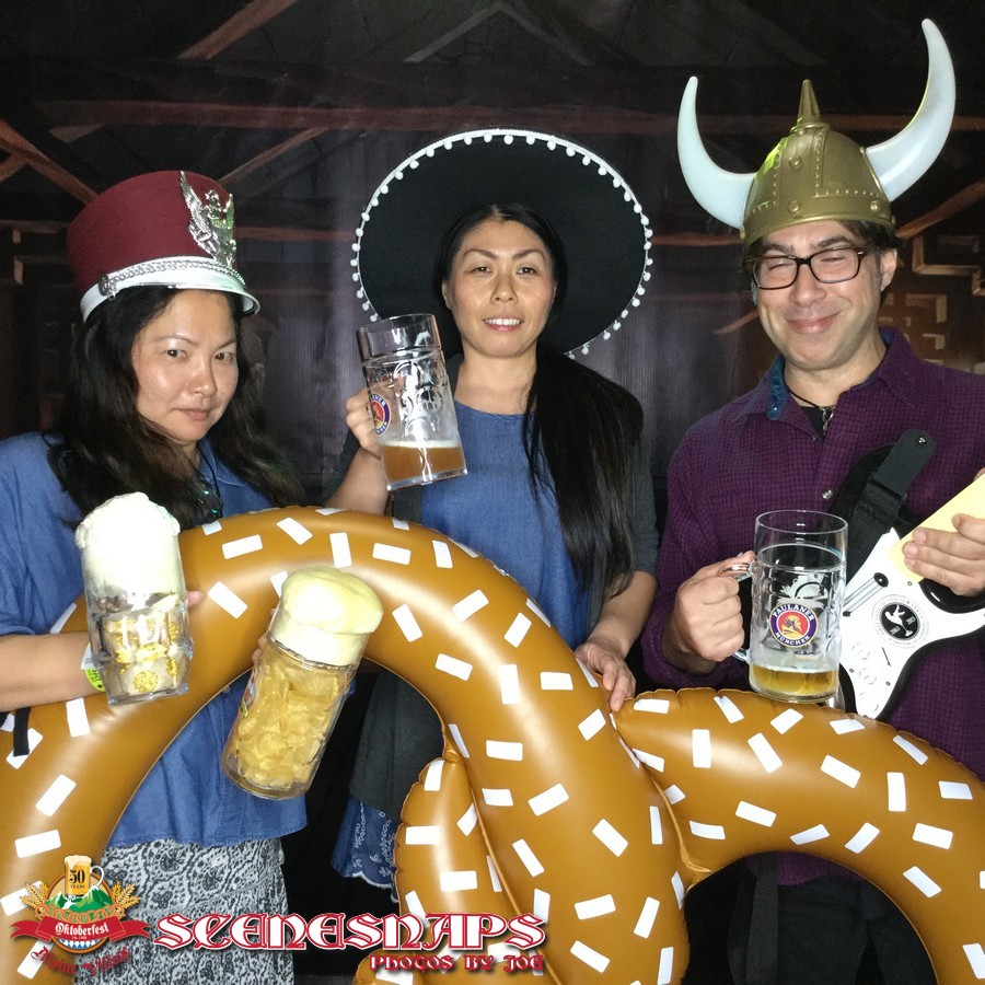 ALPINE_VILLAGE_OKTOBERFEST_OCT_12_18_0041_P_.JPG