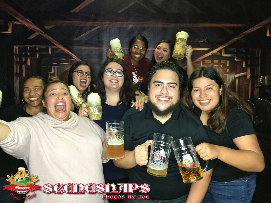 ALPINE_VILLAGE_OKTOBERFEST_OCT_12_18_0059_P_.JPG