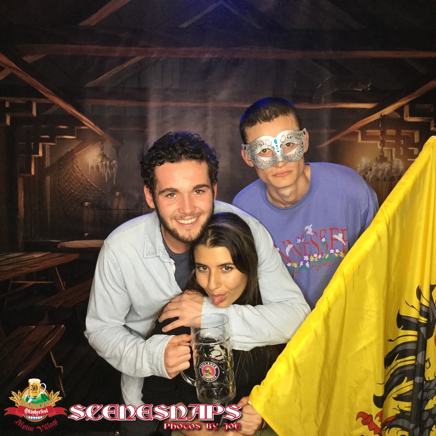 ALPINE_VILLAGE_OKTOBERFEST_OCT_12_18_0104_P_.JPG