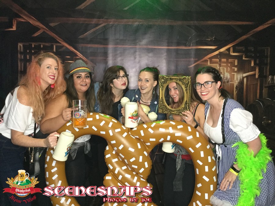 ALPINE_VILLAGE_OKTOBERFEST_OCT_12_18_0209_P_.JPG