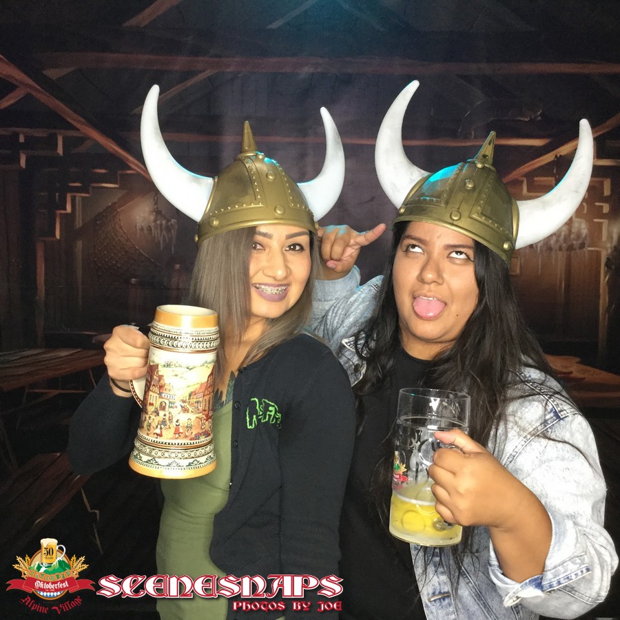 ALPINE_VILLAGE_OKTOBERFEST_OCT_12_18_0213_P_.JPG