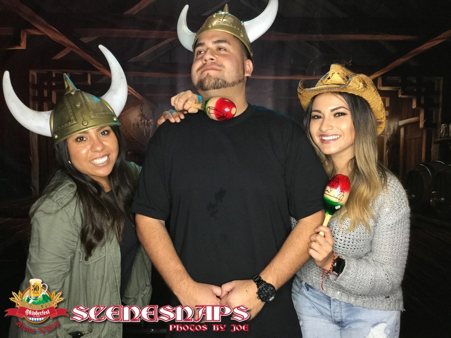 ALPINE_VILLAGE_OKTOBERFEST_OCT_12_18_0257_P_.JPG
