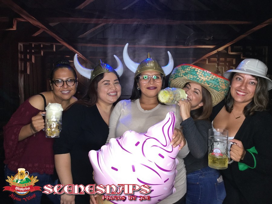 ALPINE_VILLAGE_OKTOBERFEST_OCT_12_18_0293_P_.JPG