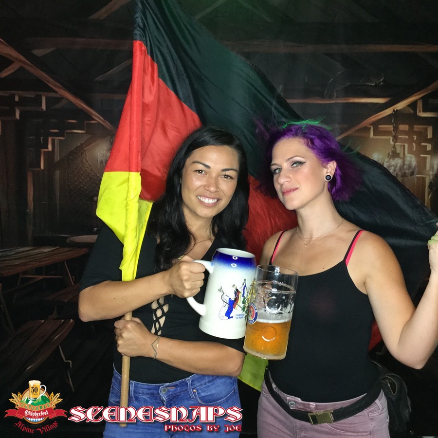 ALPINE_VILLAGE_OKTOBERFEST_OCT_12_18_0302_P_.JPG