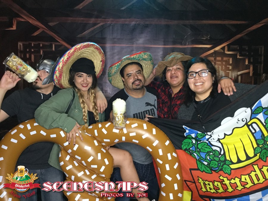 ALPINE_VILLAGE_OKTOBERFEST_OCT_12_18_0305_P_.JPG