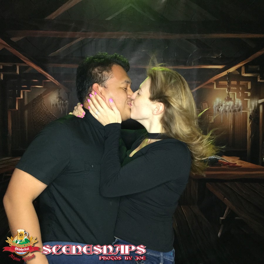 ALPINE_VILLAGE_OKTOBERFEST_OCT_13_18_0140_P_.JPG