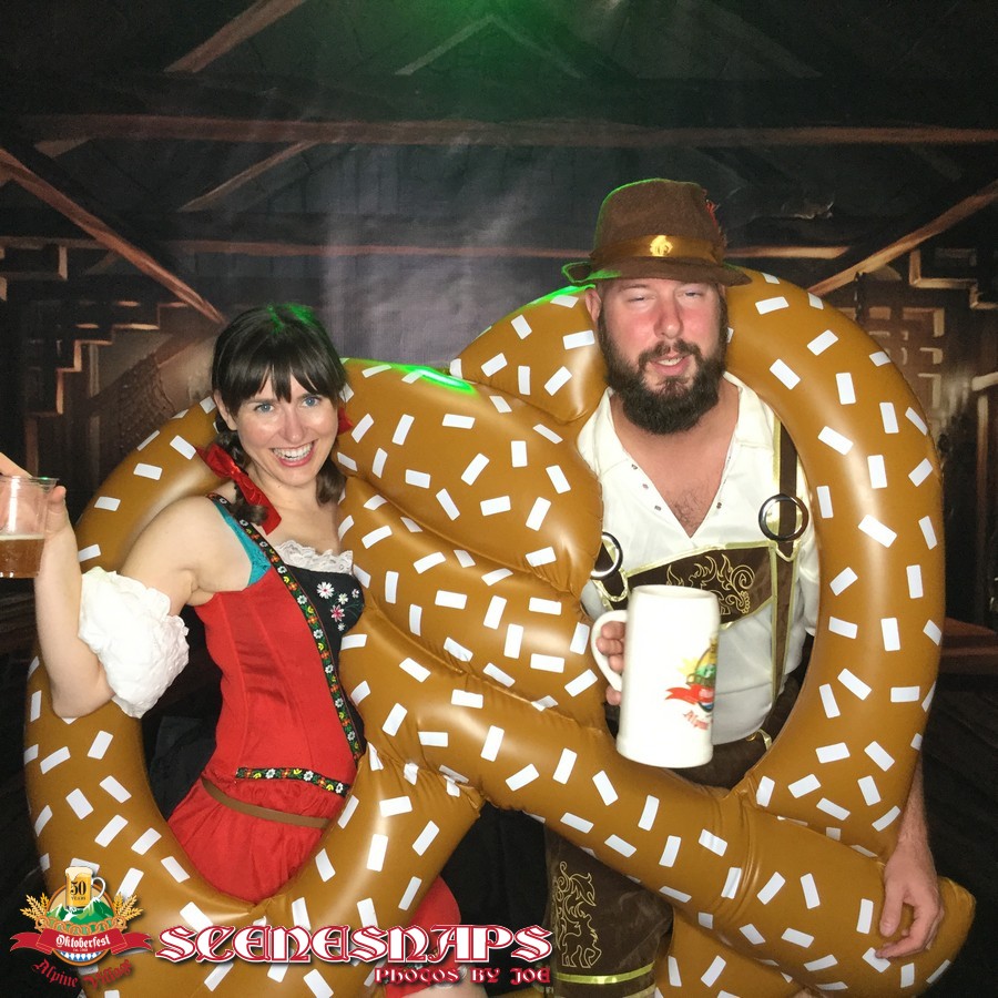 ALPINE_VILLAGE_OKTOBERFEST_OCT_13_18_0178_P_.JPG