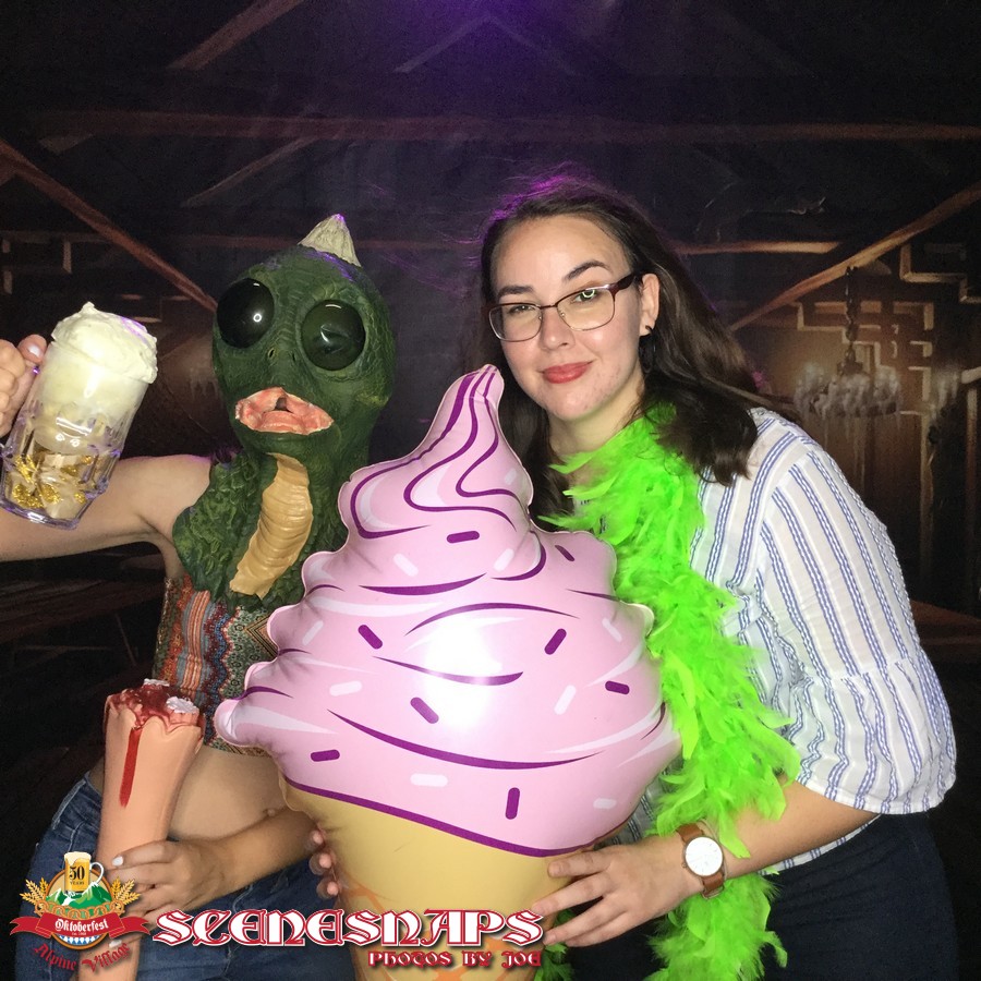 ALPINE_VILLAGE_OKTOBERFEST_OCT_13_18_0258_P_.JPG