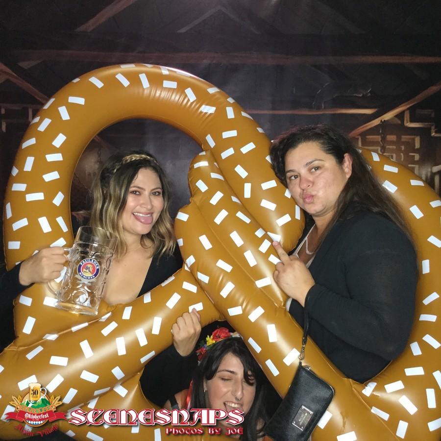 ALPINE_VILLAGE_OKTOBERFEST_OCT_13_18_0283_P_.JPG