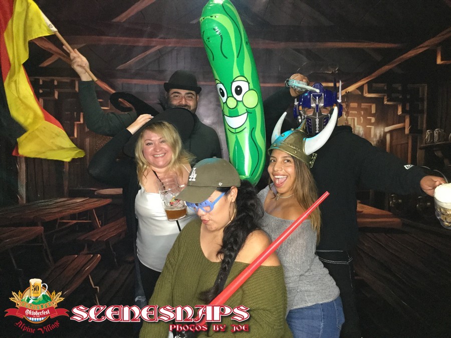ALPINE_VILLAGE_OKTOBERFEST_OCT_13_18_0415_P_.JPG