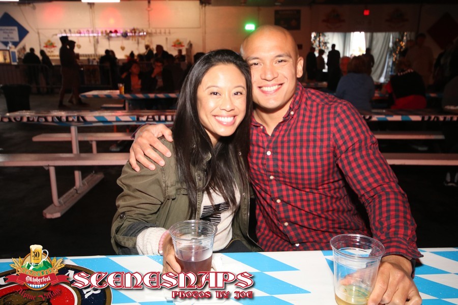 ALPINE_VILLAGE_OKTOBERFEST_OCT_13_18_0432_P_.JPG