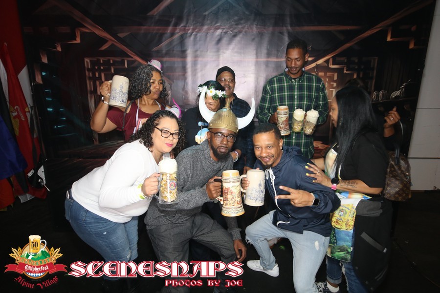 ALPINE_VILLAGE_OKTOBERFEST_OCT_13_18_0441_P_.JPG