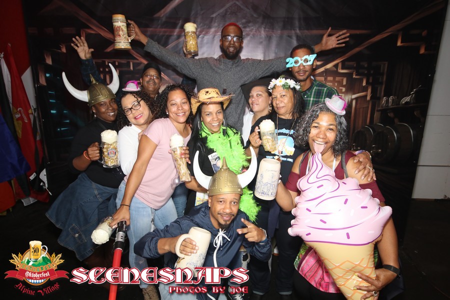 ALPINE_VILLAGE_OKTOBERFEST_OCT_13_18_0443_P_.JPG