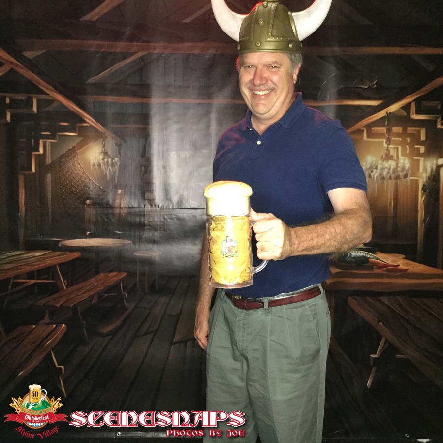 ALPINE_VILLAGE_OKTOBERFEST_OCT_19_18_0026_P_.JPG