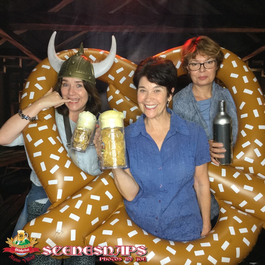 ALPINE_VILLAGE_OKTOBERFEST_OCT_19_18_0088_P_.JPG