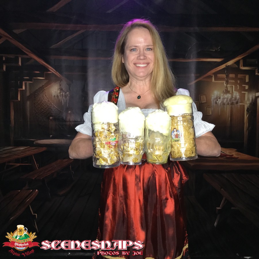 ALPINE_VILLAGE_OKTOBERFEST_OCT_19_18_0109_P_.JPG