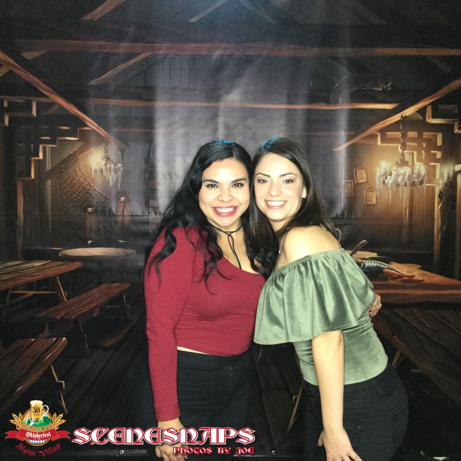 ALPINE_VILLAGE_OKTOBERFEST_OCT_19_18_0301_P_.JPG