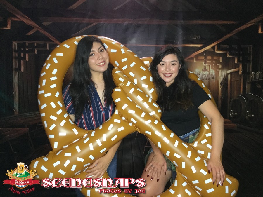 ALPINE_VILLAGE_OKTOBERFEST_OCT_19_18_0305_P_.JPG