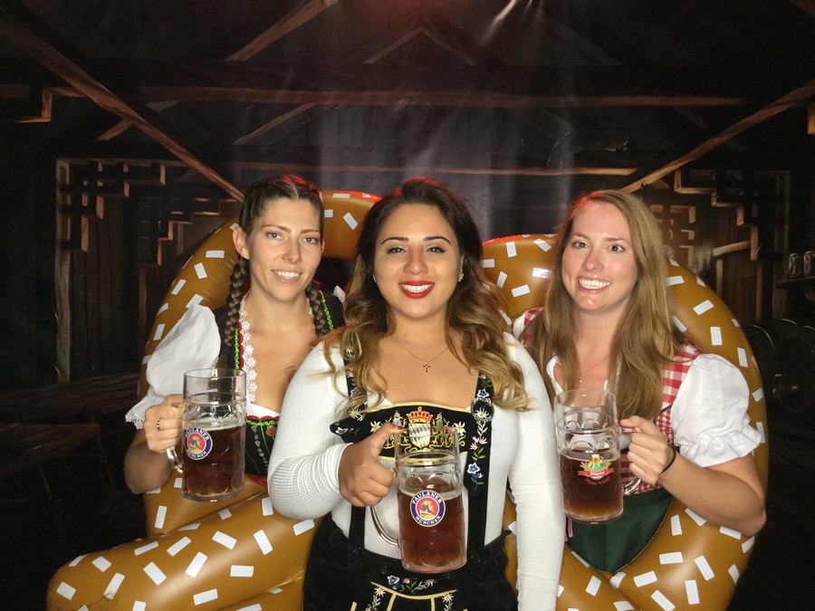 ALPINE_VILLAGE_OKTOBERFEST_OCT_20_18_0105_P_.JPG
