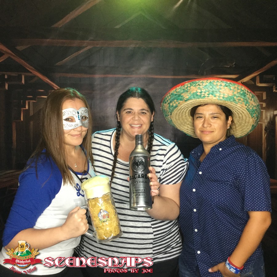 ALPINE_VILLAGE_OKTOBERFEST_OCT_26_18_0019_P_.JPG
