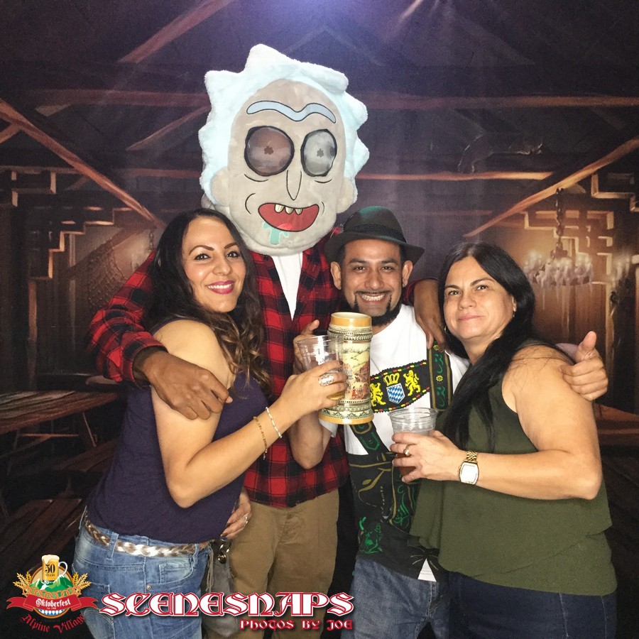 ALPINE_VILLAGE_OKTOBERFEST_OCT_26_18_0024_P_.JPG