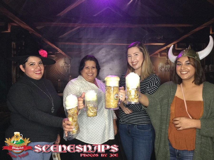 ALPINE_VILLAGE_OKTOBERFEST_OCT_26_18_0027_P_.JPG