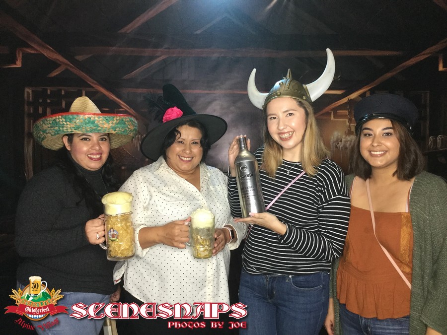 ALPINE_VILLAGE_OKTOBERFEST_OCT_26_18_0028_P_.JPG