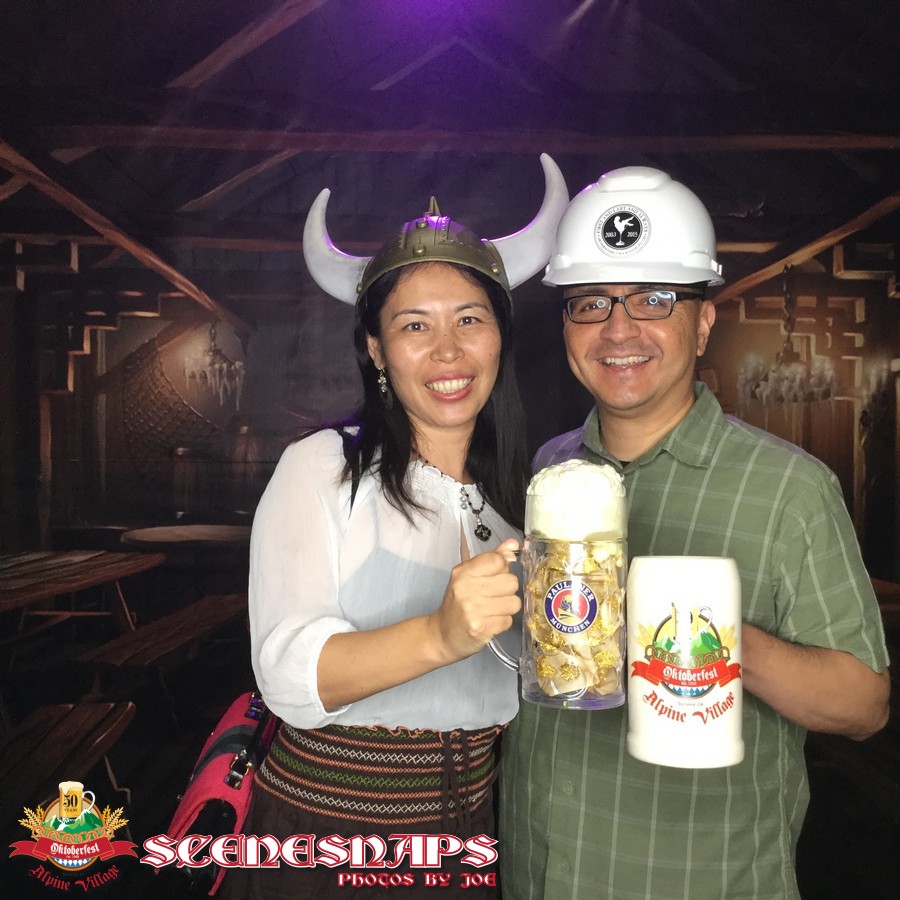 ALPINE_VILLAGE_OKTOBERFEST_OCT_26_18_0040_P_.JPG