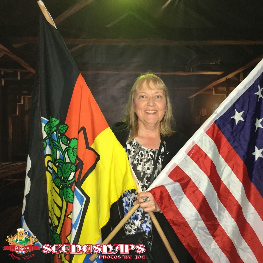 ALPINE_VILLAGE_OKTOBERFEST_OCT_27_18_0116_P_.JPG