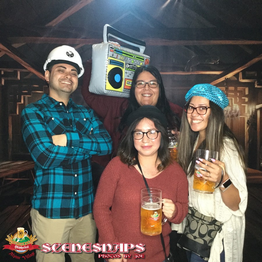 ALPINE_VILLAGE_OKTOBERFEST_OCT_27_18_0138_P_.JPG