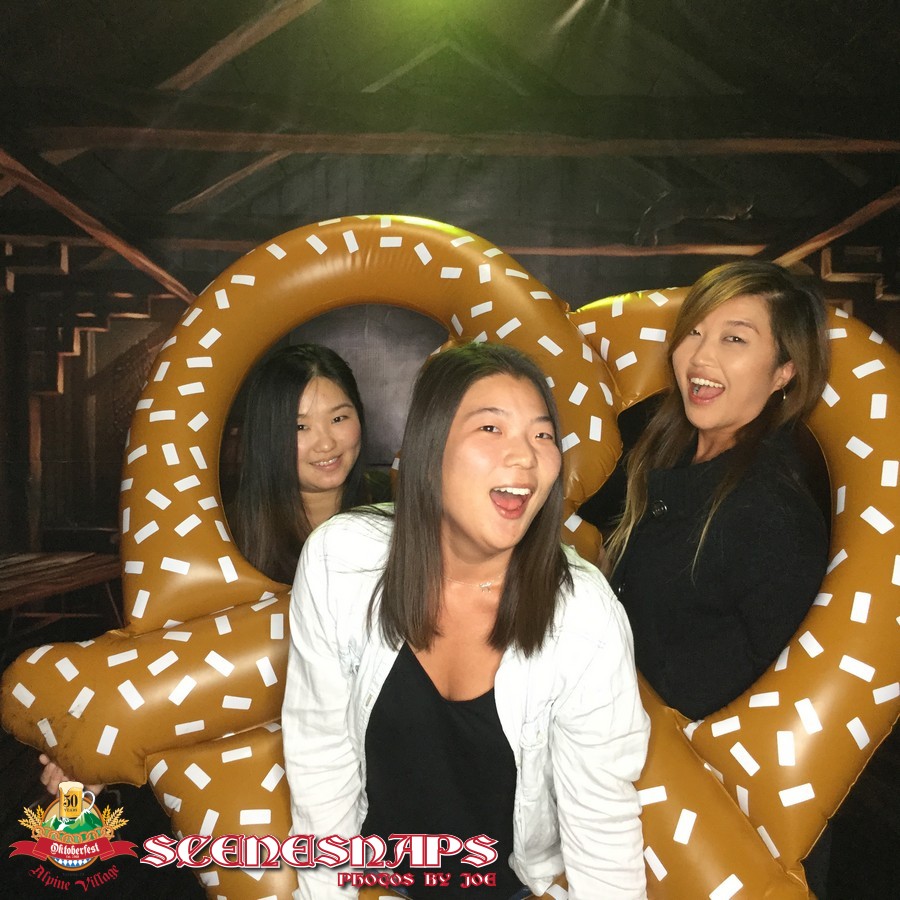 ALPINE_VILLAGE_OKTOBERFEST_OCT_27_18_0147_P_.JPG