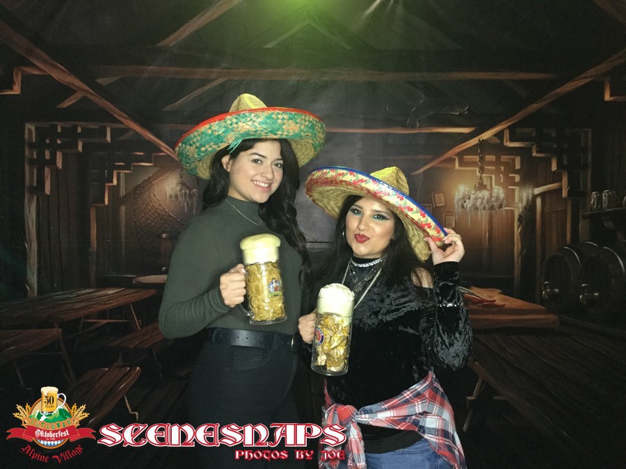 ALPINE_VILLAGE_OKTOBERFEST_OCT_27_18_0203_P_.JPG