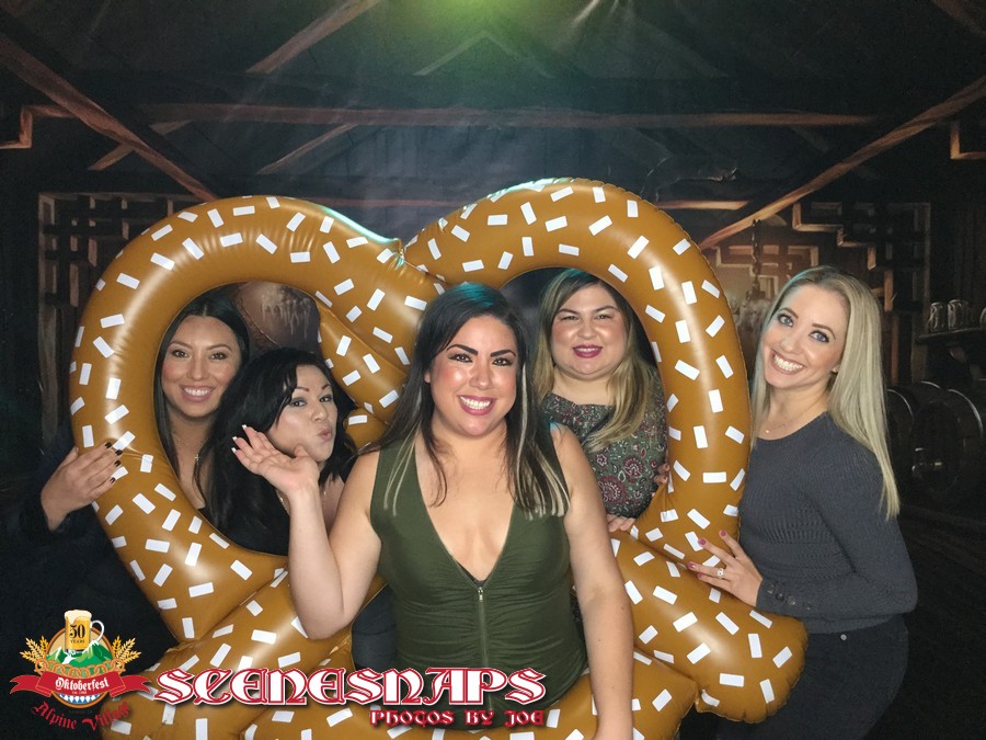 ALPINE_VILLAGE_OKTOBERFEST_OCT_27_18_0218_P_.JPG