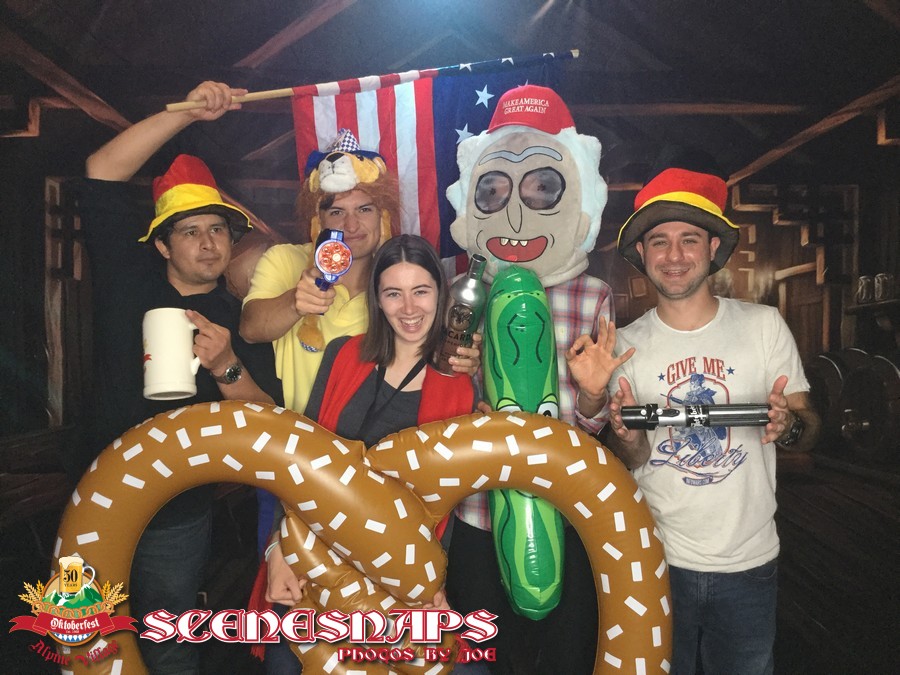 ALPINE_VILLAGE_OKTOBERFEST_OCT_27_18_0225_P_.JPG