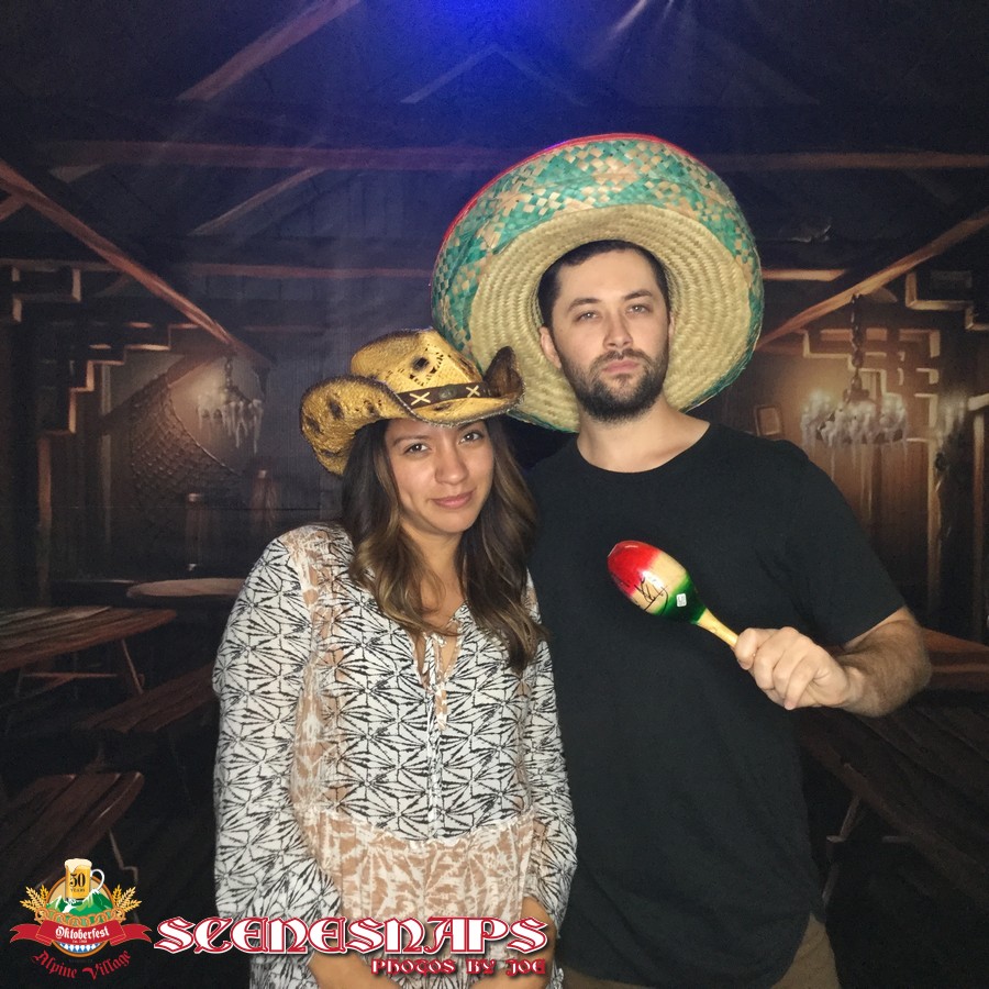 ALPINE_VILLAGE_OKTOBERFEST_OCT_27_18_0229_P_.JPG