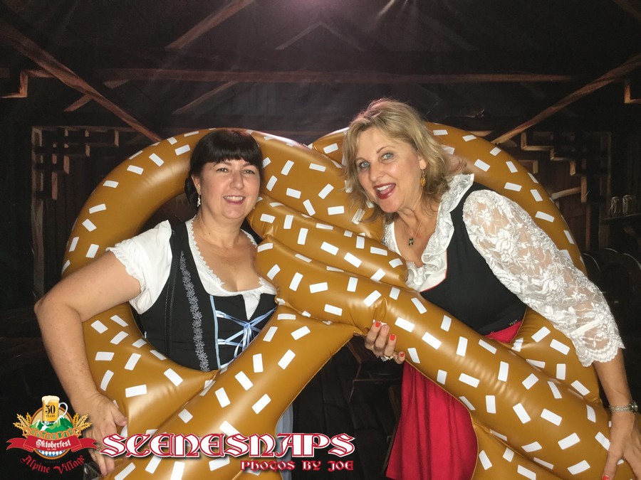ALPINE_VILLAGE_OKTOBERFEST_OCT_27_18_0286_P_.JPG