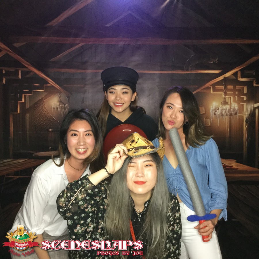 ALPINE_VILLAGE_OKTOBERFEST_OCT_27_18_0303_P_.JPG