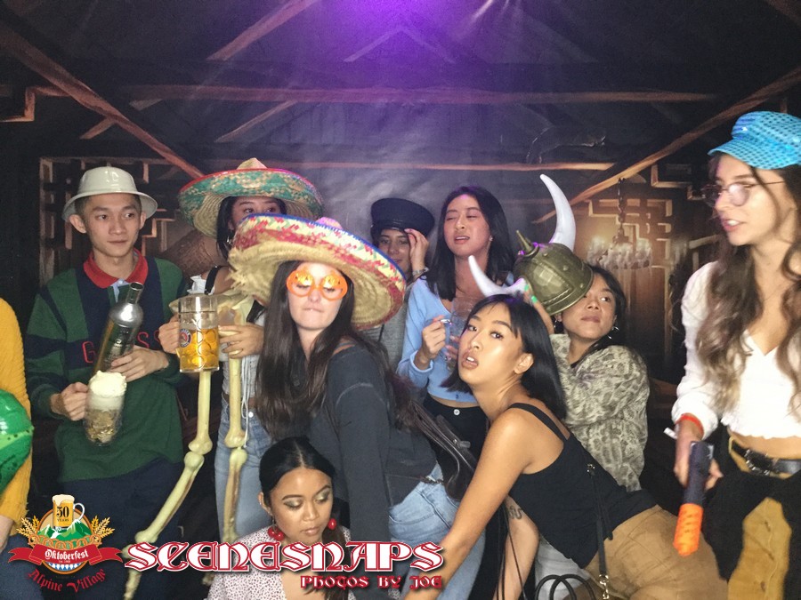 ALPINE_VILLAGE_OKTOBERFEST_OCT_27_18_0326_P_.JPG