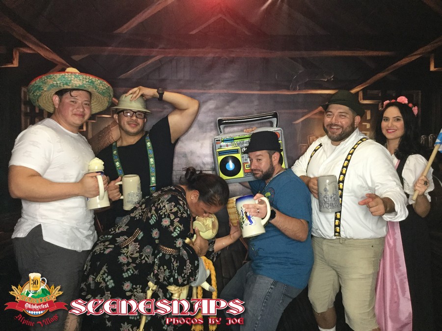 ALPINE_VILLAGE_OKTOBERFEST_OCT_27_18_0344_P_.JPG