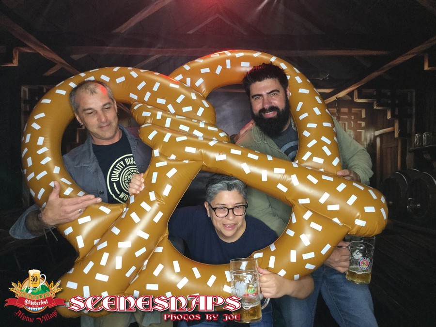 ALPINE_VILLAGE_OKTOBERFEST_OCT_27_18_0359_P_.JPG