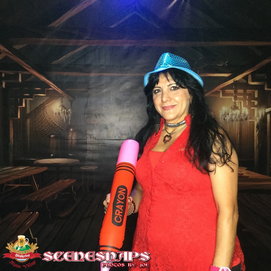 ALPINE_VILLAGE_OKTOBERFEST_OCT_27_18_0367_P_.JPG