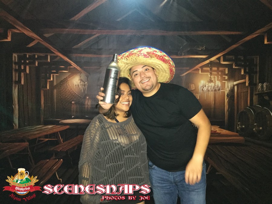 ALPINE_VILLAGE_OKTOBERFEST_OCT_27_18_0435_P_.JPG