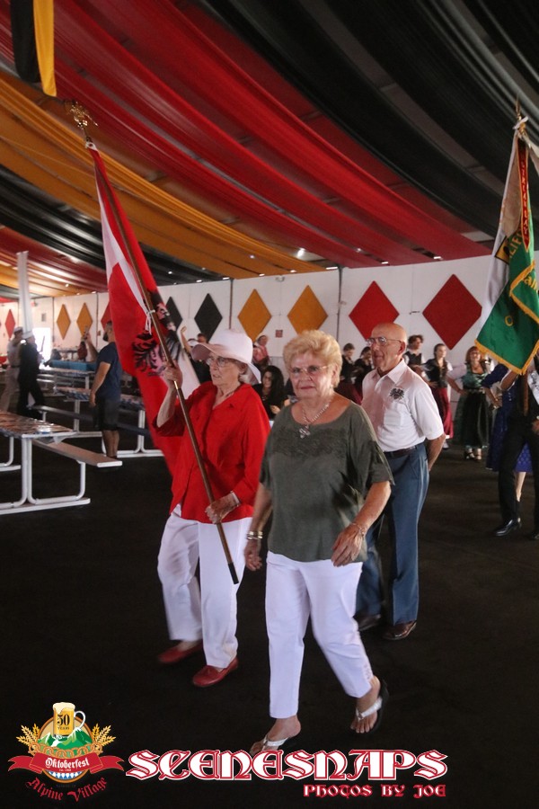 ALPINE_VILLAGE_OKTOBERFEST_SEPT_09_18_0120_P_.JPG