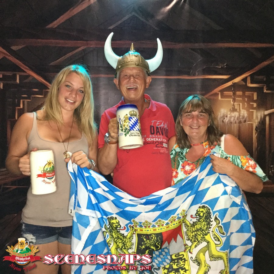 ALPINE_VILLAGE_OKTOBERFEST_SEPT_14_18_0126_P_.JPG