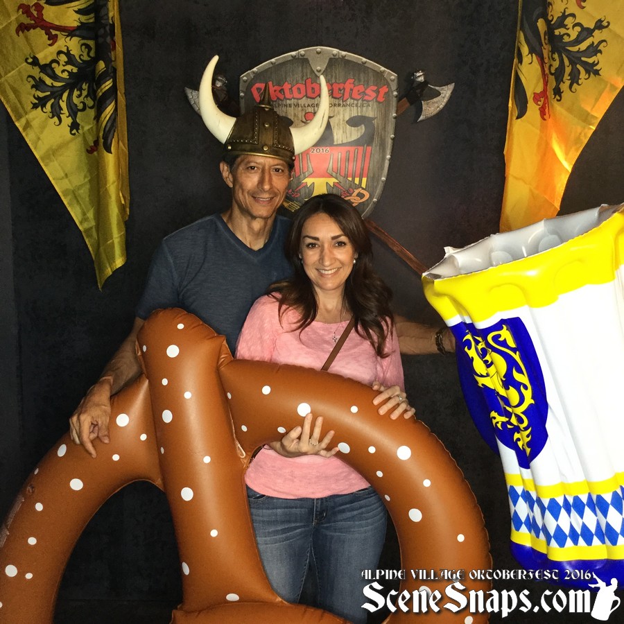 ALPINE_VILLAGE_OKTOBERFEST_OCT_07_16_0107_P_.jpg